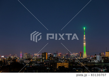 「都市風景」クリスマス限定ライトアップの東京スカイツリー 「都市風景」クリスマス限定ライトアップの東京スカイツリー 83130707