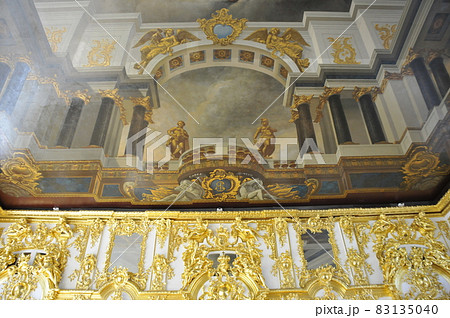 ロシア、サンクトペテルブルク、エカテリーナ宮殿、大広間の天井画 ロシア、サンクトペテルブルク、エカテリーナ宮殿、大広間の天井画 83135040