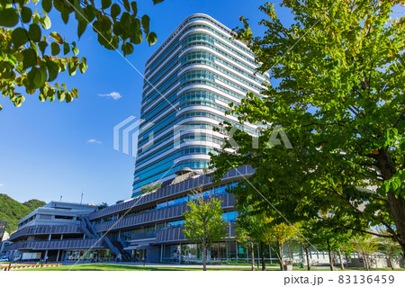 岐阜市役所の外観〈岐阜県岐阜市〉 83136459