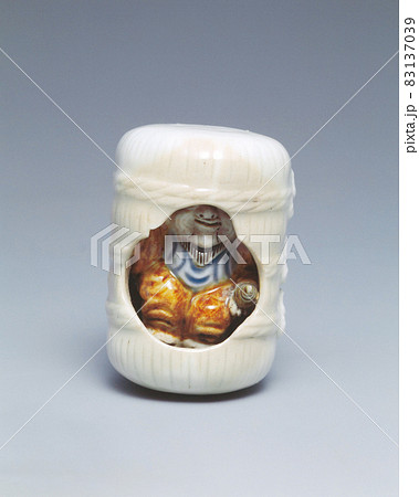 古美術（骨董）磁器 根付け 83137039