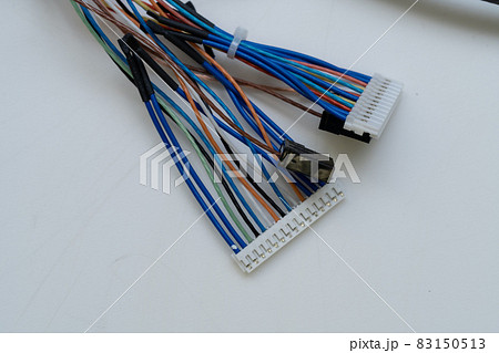 【電線加工】ケーブルハーネス・末端加工イメージ【工業】 83150513