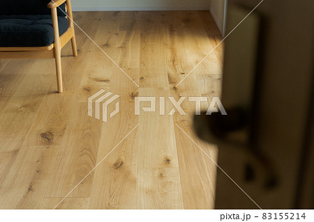 無垢床　木材　一軒家 83155214