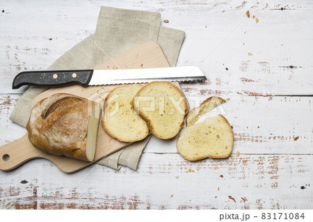 Fresh bread on table 83171084