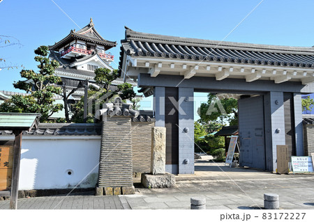 快晴の清須城 天守閣と周辺施設 快晴の清須城 天守閣と周辺施設 83172227