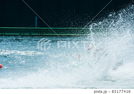 迫力満点 尼崎ボートレース 83177416