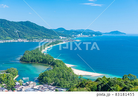 京都府宮津市　天橋立ビューランドから望む快晴の天橋立 83181455