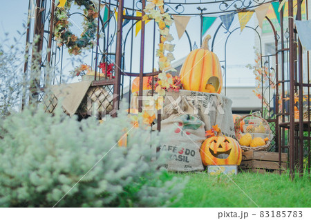 可愛いハロウィン飾り 83185783