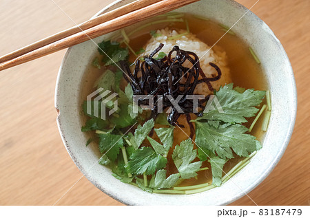 昆布茶漬け 83187479