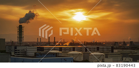 川崎マリエンの展望フロアから見た夕景【神奈川県・川崎市・川崎区】 83190443