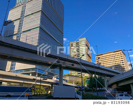 東京・赤坂見附交差点 83193098