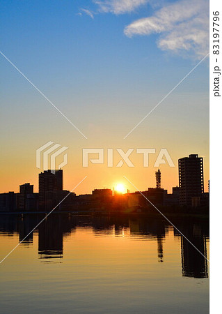 信濃川朝景(新潟県) 信濃川朝景(新潟県) 83197796