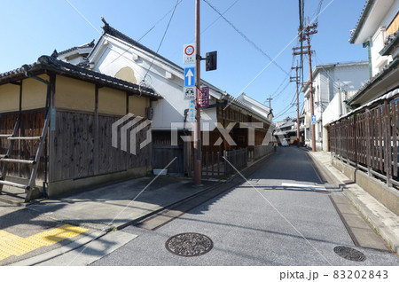 五條市の旧街道　新町通り　奈良県五條市 83202843