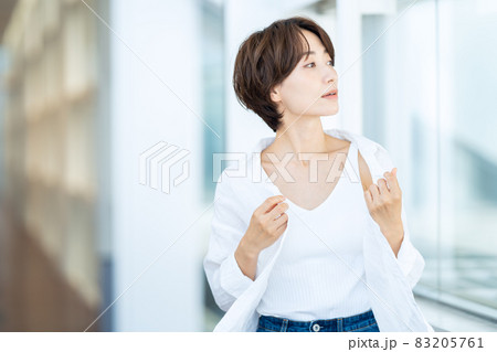 女性 ビューティー 美容 ミドル スキンケア 女性 ビューティー 美容 ミドル スキンケア 83205761