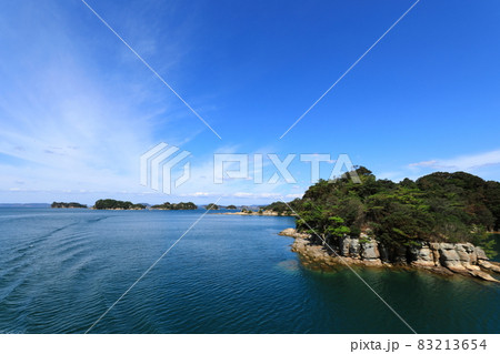 九十九島を巡る遊覧船からの景色 九十九島を巡る遊覧船からの景色 83213654