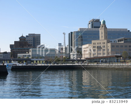 横浜赤レンガパークにある横浜三塔ビューポイントからの眺め 83213949