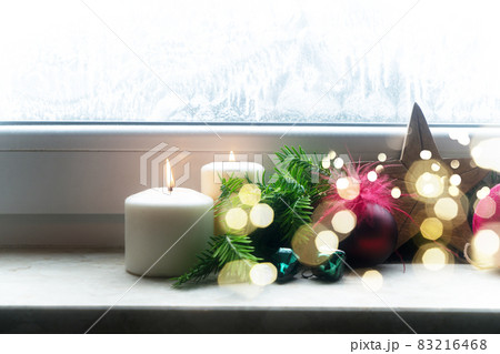 Burning advent candles Burning advent candles 83216468