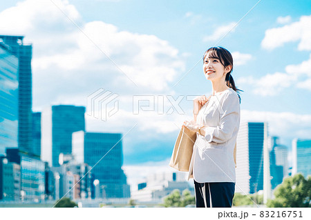 女性 ビジネス 女性 ビジネス 83216751