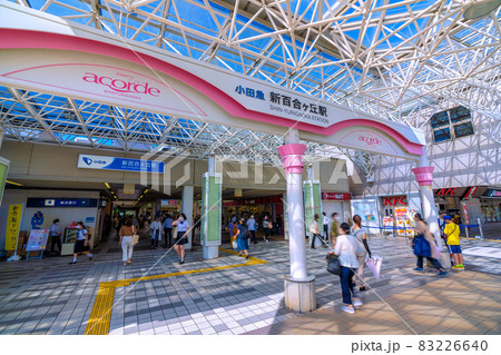 日本の川崎都市景観　新百合ヶ丘駅を望む 83226640