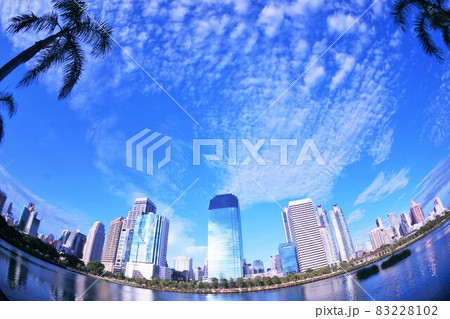 Benjakitti Park in Bangkok（タイ・バンコク都内にあるベンジャキティ公園） 83228102