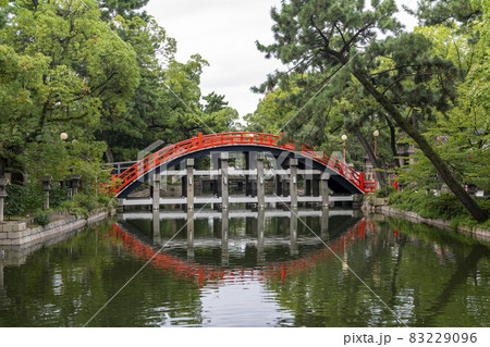 [大阪府]住吉大社境内（太鼓橋） 83229096