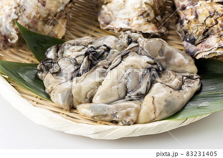 生牡蠣 83231405