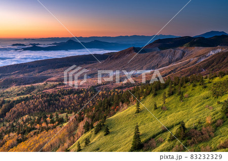 《群馬県》渋峠のご来光・国道最高地点の絶景 《群馬県》渋峠のご来光・国道最高地点の絶景 83232329