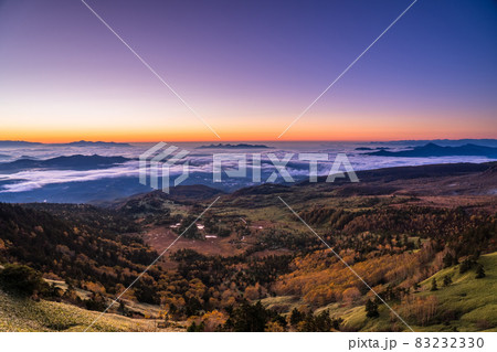 《群馬県》渋峠のご来光・国道最高地点の絶景 《群馬県》渋峠のご来光・国道最高地点の絶景 83232330