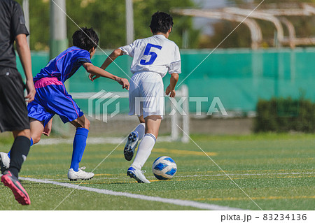 少年サッカー試合風景 83234136