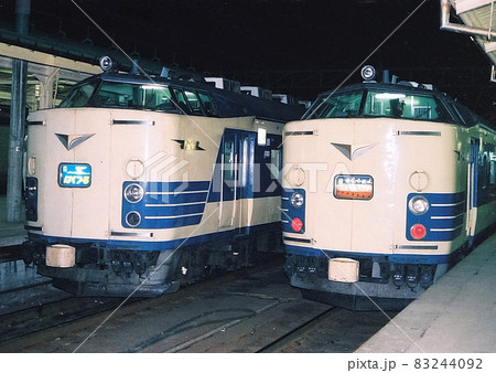 583系　はくつる・はつかり 83244092