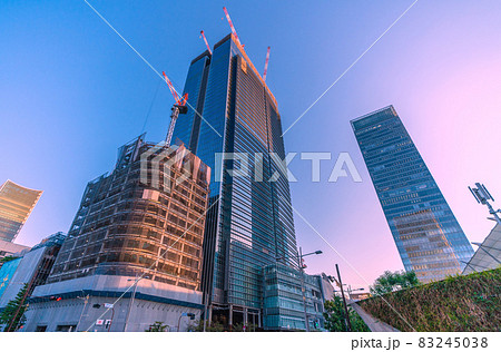 日本の東京都市景観　東京ミッドタウン八重洲などを望む 83245038