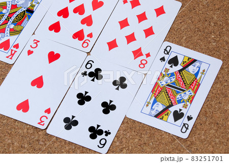 トランプ, 玩具, ゲーム, おもちゃ, 勝負, 遊び, カードゲーム, ポーカー,カード、娯楽 83251701