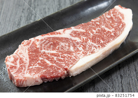 生肉サーロインステーキ用牛肉 83251754