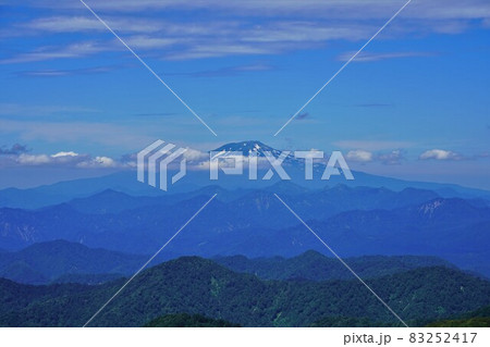 神室山からの鳥海山 83252417