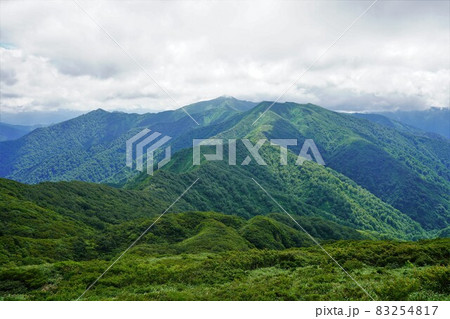 神室山からの小又山への尾根 83254817