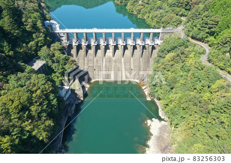 高知県四万十町　津賀ダム 83256303