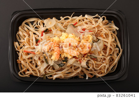タイ風焼きそば パッタイ タイ風焼きそば パッタイ 83261041
