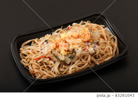 タイ風焼きそば パッタイ タイ風焼きそば パッタイ 83261043