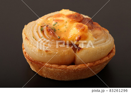 玉ねぎのオーブン焼き 玉ねぎのオーブン焼き 83261296