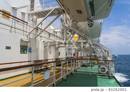 インドネシア・ジャワ海 KELUD客船 Java Sea, Indonesia 83262001