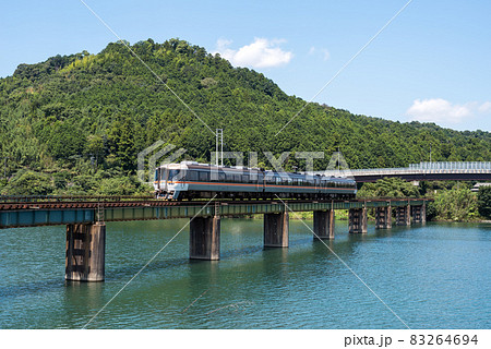 【紀勢本線】櫛田川を渡るワイドビュー南紀号 83264694