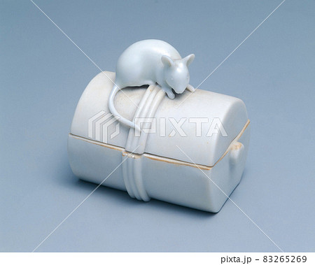 古美術（骨董）磁器 置物 香炉 83265269