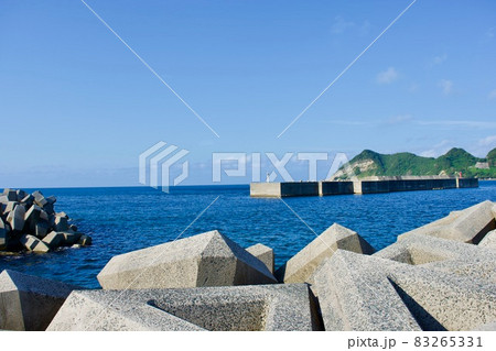 島根半島　四十二浦　秋の御津浦 83265331