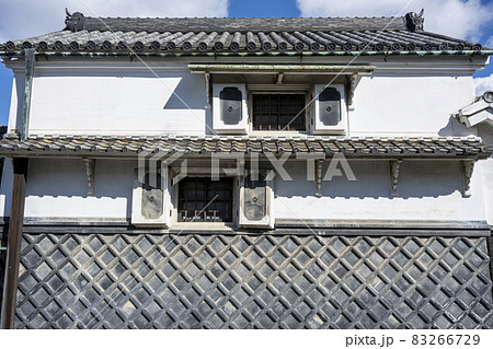 安芸の小京都 竹原のナマコ壁の蔵 83266729