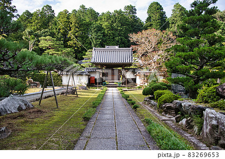 大池寺 蓬莱庭園 大池寺 蓬莱庭園 83269653