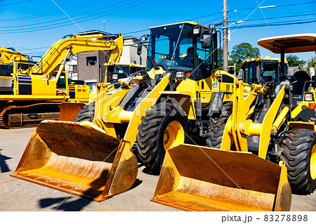 建設車両　重機バックホー　ホイールローダー 83278898