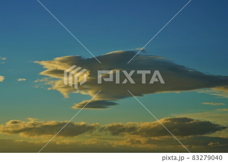 大高森上空の渦を巻く雲 大高森上空の渦を巻く雲 83279040