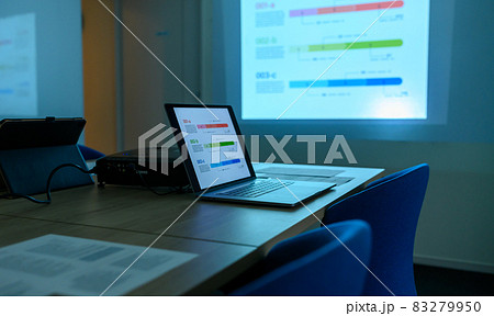 ビジネスウーマン 83279950