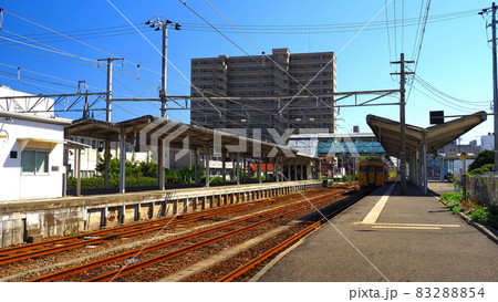宇部新川駅ホーム1 宇部新川駅ホーム1 83288854