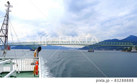 フェリーからの大島大橋3 83288888