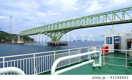 フェリーからの大島大橋1 83288892